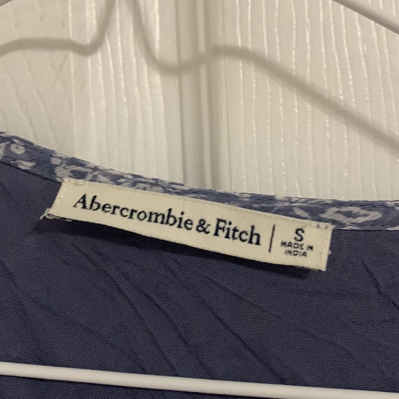 Abercrombie & Fitch Chiffon Wrap Dress - Picture 5 of 7